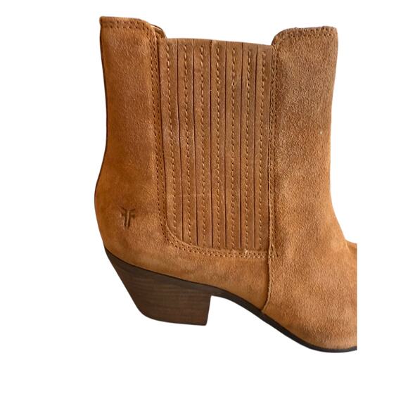 FRYE Sandra Chelsea Boots Cognac Brown Suede 9 - Picture 2 of 8